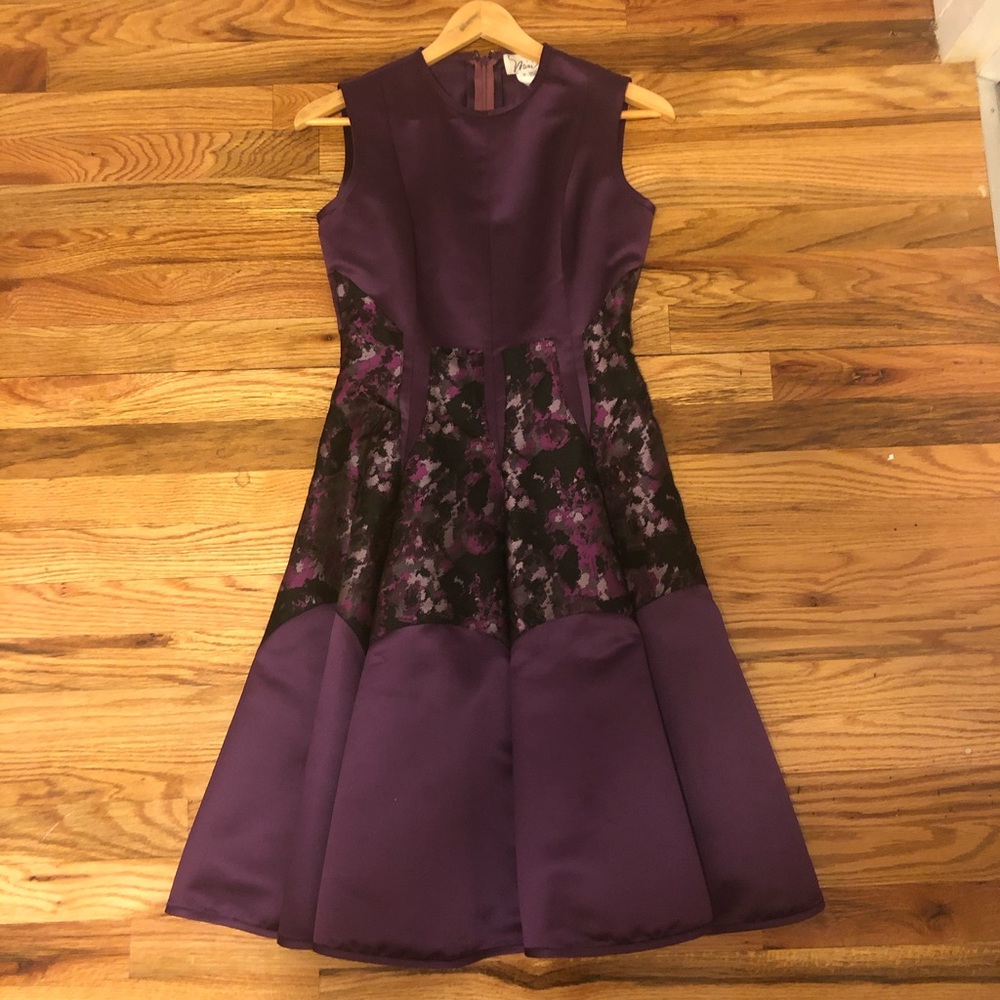 Miri’s - Gorgeous purple party dress